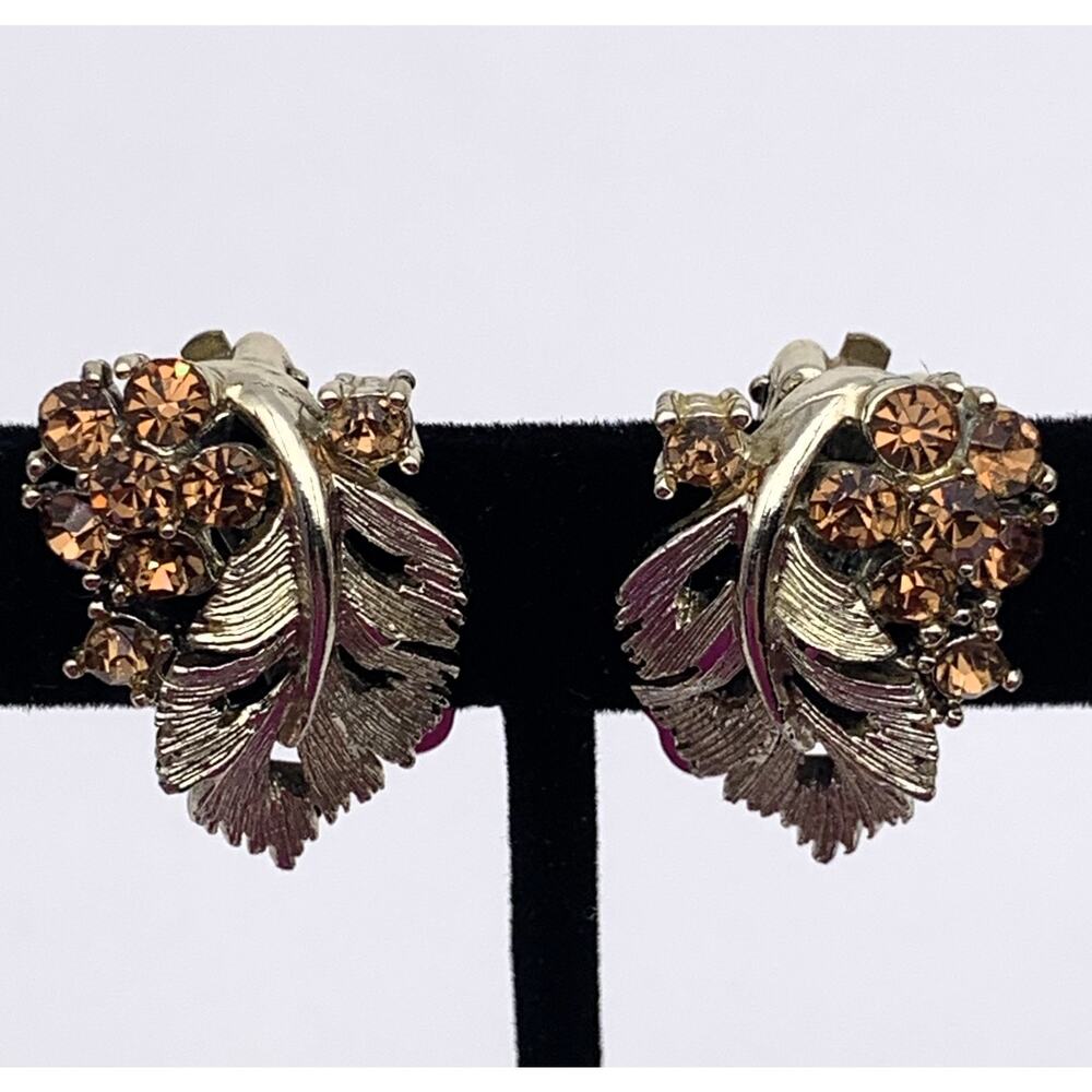 Vintage Lisner Clip On Earrings Gold Tone Brown Rhinestones Fall Autumn